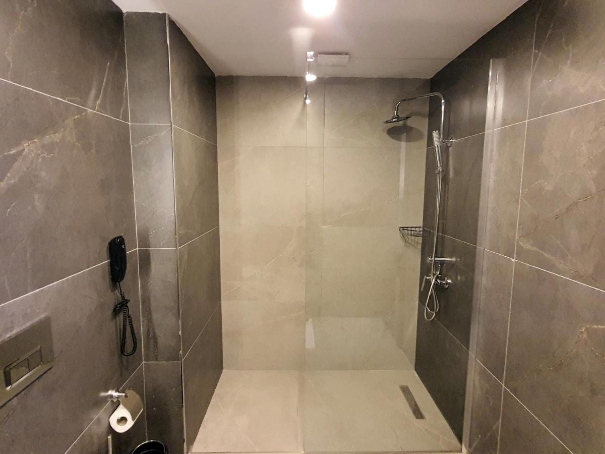 Kizilkaya Business Otel Korfez Exteriör bild